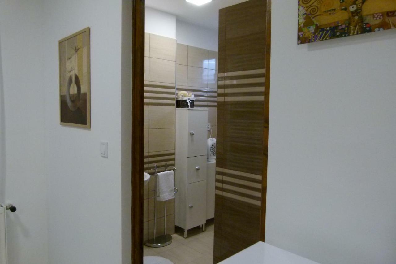 Wolf House Apartman Zalaegerszeg Exterior photo