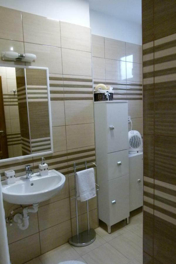 Wolf House Apartman Zalaegerszeg Exterior photo