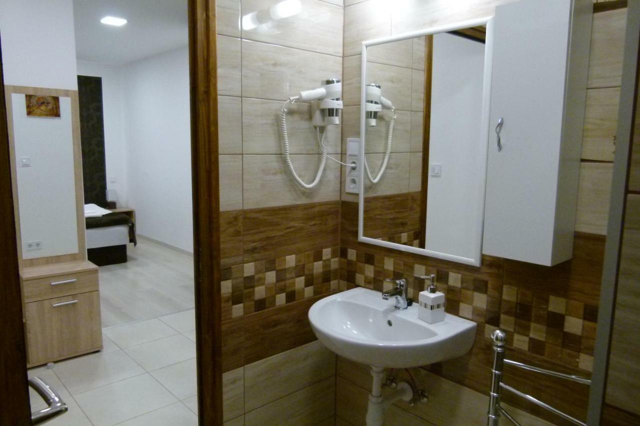 Wolf House Apartman Zalaegerszeg Exterior photo